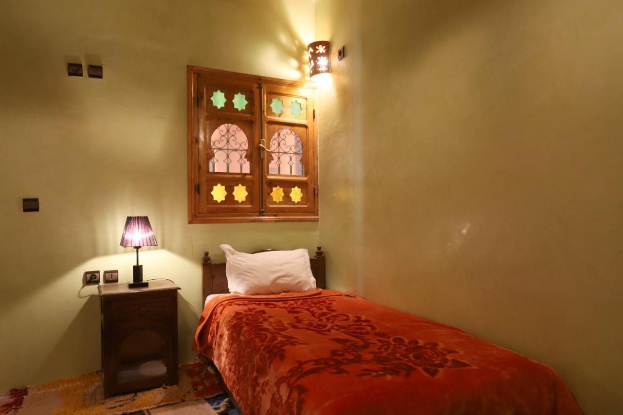 Aroumd Authentic Lodge Managed By Rachid Jellah 伊姆利尔 外观 照片